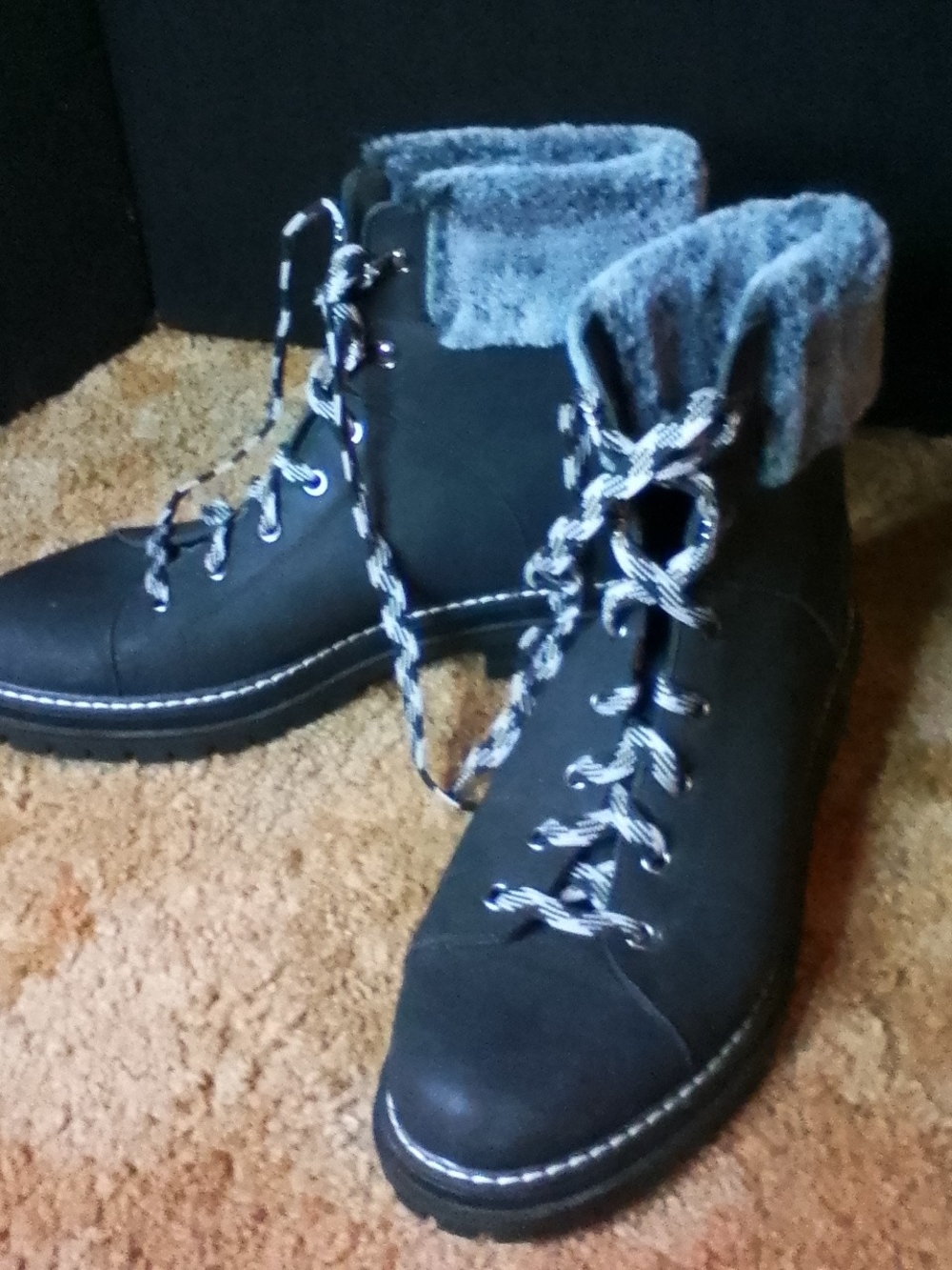 Women’s Black Lace-Up Winter Ankle Boots with Gray Cuff